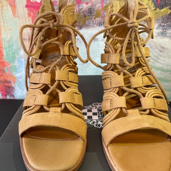 Vince Camuto Kaiann Sandal - Picture 3 of 8